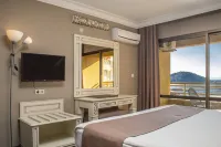 Suhan Seaport Hotel Hotel di Bayraklidede Mahallesi