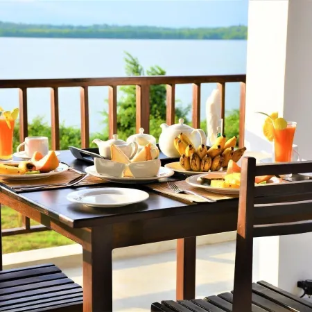 Ashansa Lagoon Resort
