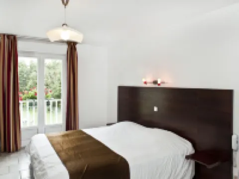 L'Orée des Châteaux Hotels in Bracieux