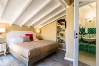 Palazzo Dessy Historic House - 4-Star