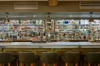 Lion Quays Resort - Bars