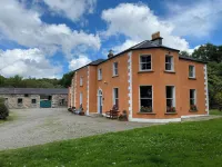 Clone House Event Villa Hotels in Avoca