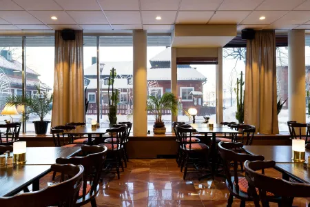 Hotel Bishops Arms Mora Отели в г. Мора