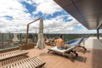 7th Avenue Oxford Residence - Homestays