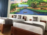 Palafita Bungalow Hotels in Hưng Trạch