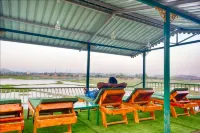 The Herb Farm Hotel a Bhavli Bk