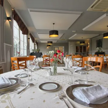 Best Western Ile De France Hotel & Spa