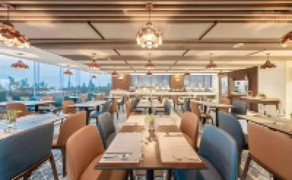 Mangata Beachfront Hotel - Rooftop Bar Sea View