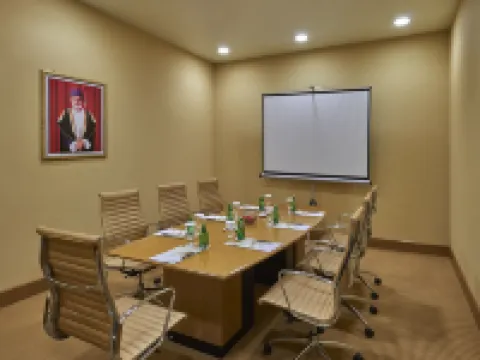 สาลาลาห์ การ์เด้นส์ โรงแรม จัดการโดย ซาฟีร โรงแรม แอนด์ รีสอร์ท โรงแรมในซาลาลาห์