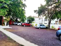 Hotel Rdg - ที่มีที่จอดรถ