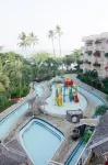 Hawaii Resort Family Suites - Beach