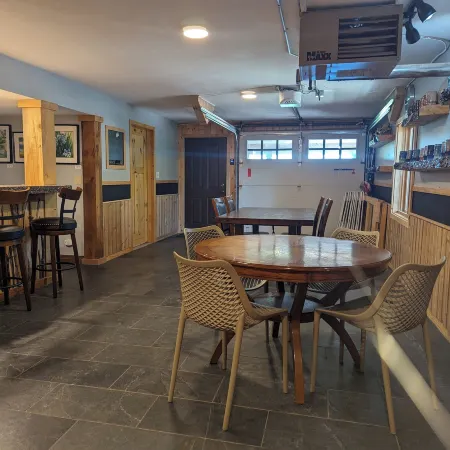 Saganaga Lodge