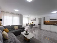 Kastel Stari Sunny Downtown Apartment with Terrace Các khách sạn ở Kastel Stari