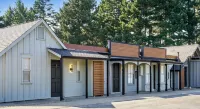 Mendo Bungalow Hotels in Mendocino