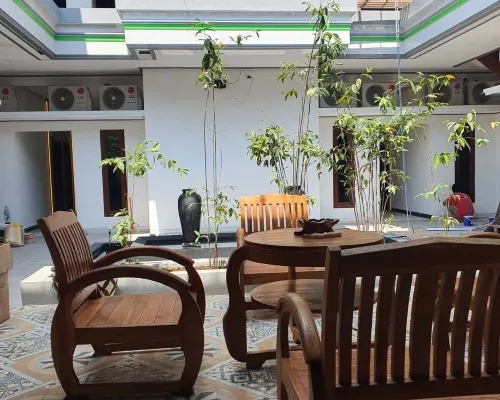 Omah Joglo Bugis Hotels in Pakis