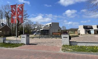 Holiday Home Vakantiepark 't Eibernest Texel