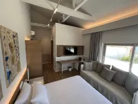 Studio Nikiti Beach - 2-Star