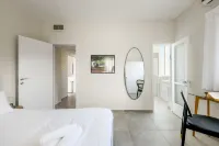 Spacious & Bright 3BR Apartment by Sea N' Rent