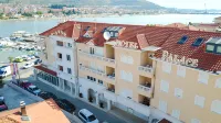 Hotel Trogir Palace