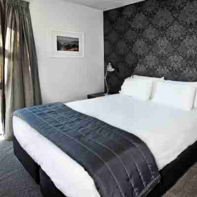 Apartments on Upton Rooms