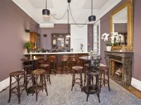 The Hughenden Boutique Hotel Hotels near جسر بايمونت