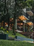 Rill Woods Hotels near Tropical camping