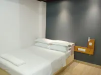 Kilavethi Retreat Hotels in Meedhoo