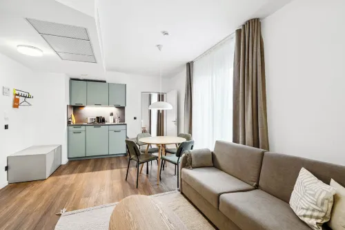 Limehome Berlin Sybelstr - Homestays
