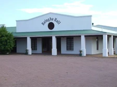 Inkwenkwezi Private Game Reserve Отели в г. Chintsa