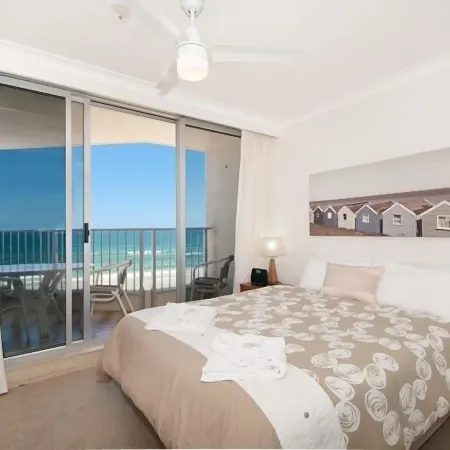 Beachside Tower Apartments