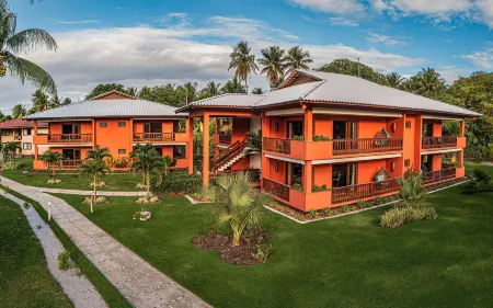 Village Paraíso Tropical Отели рядом с достопримечательностью «Ilha da Saudade»