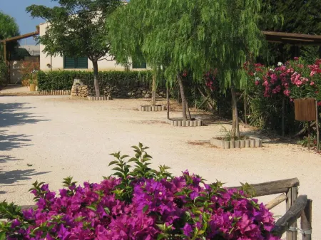 L'Araucaria Turismo Rurale Отели в г. Scoglitti