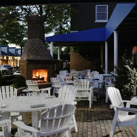 The Tidewater Inn