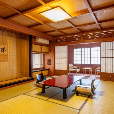 Hiina Hotels near Hashidate Tsuribashi