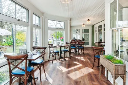 The Whitlock by the Lenox Collection