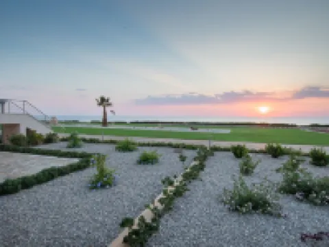 Mantis Seaside Houses Hotels in Filiatra