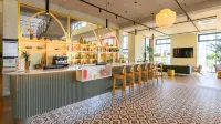 Kyriad Prestige Compiegne - bar