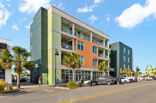 木板路頂層公寓由Carolina Retreats提供