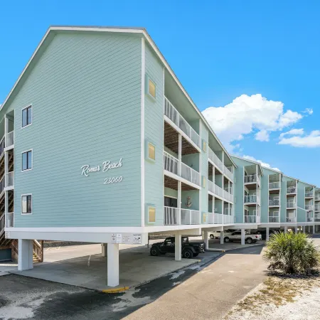 Romar Beach 203