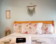 Cozy Second-Floor Stylish & Comfortable Stay