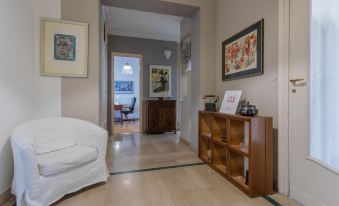 Casa Torricelli in Zona Crocetta by Wonderful Italy