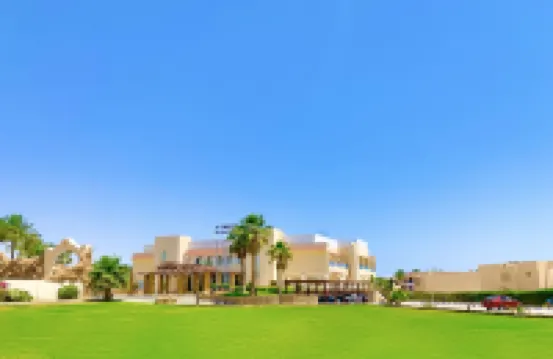 Ivy Cyrene Island Aqua Park Resort Hotels near Coral Sea Sensitori Pontoon