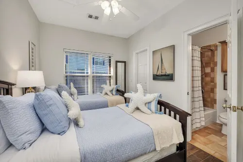 Charming Coastal Cottage on St. Simons Island