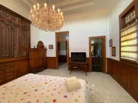 Rumah Pesik Art & Heritage Hoteles cerca de Museum Dirgantara