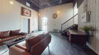 Rndup Hotels in Clairmont
