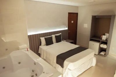 파리스 호텔 바이 H 호테이스 Urban Cleaning Museum 주변 호텔