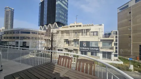 92 NIC - Stay Hydra Comfort Apartment Отели рядом с достопримечательностью «Кипрский университет»