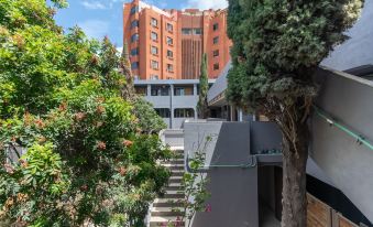 Hacienda Santa Barbara by Homi Rent