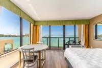 Holiday Inn & Suites CLEARWATER BEACH by IHG