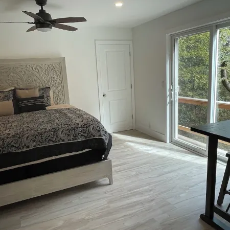 Pristine 7BR 4.5BA house w/ heated Pool at Fire Island Pines 500' to ocean